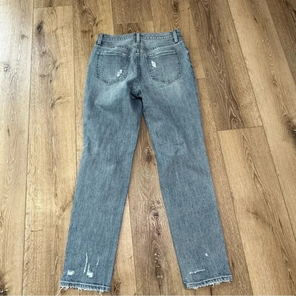 Pistola Women's Light Wash Distressed Straight Leg Denim Jeans Size 27 NWOT - Picture 8 of 8